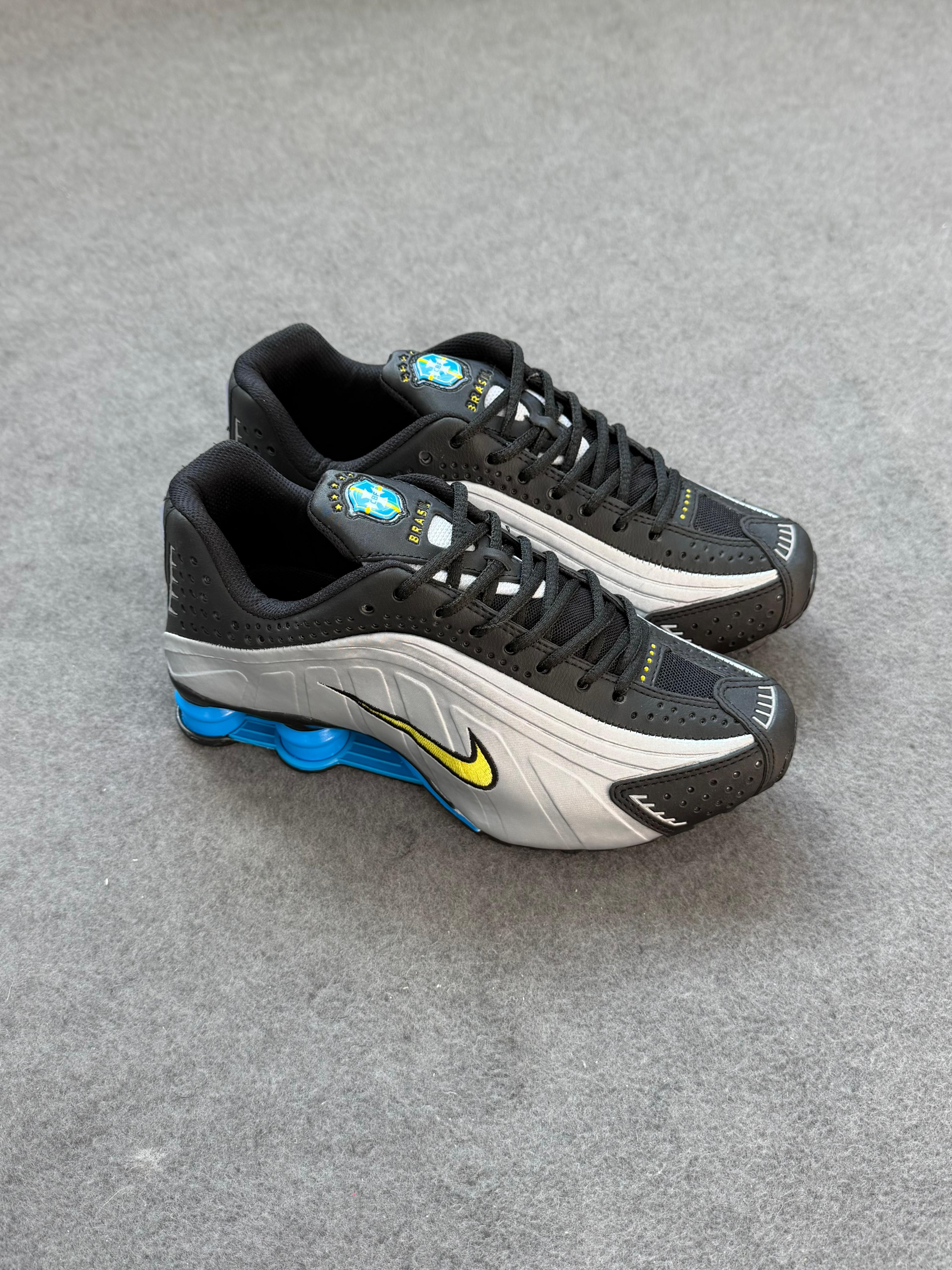 Nike Shox R4 Brasil (BR)