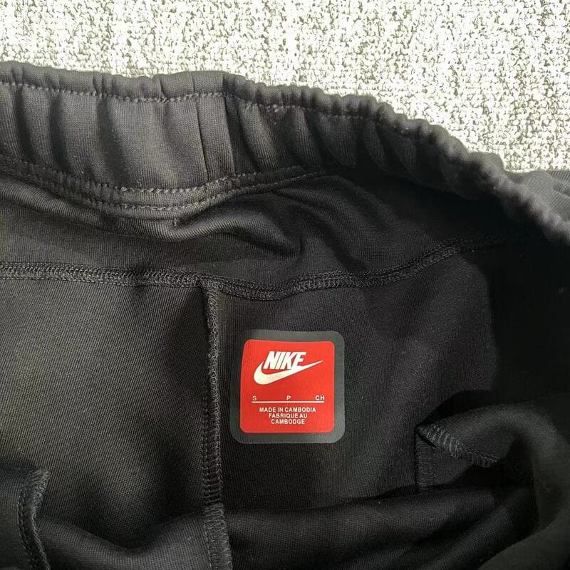 Nike tech fleece Syna Word (IM)