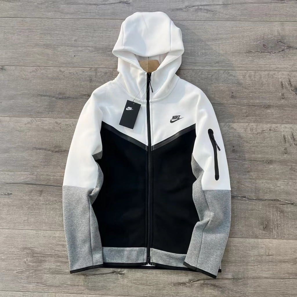 Nike tech fleece Hoodie (IM)