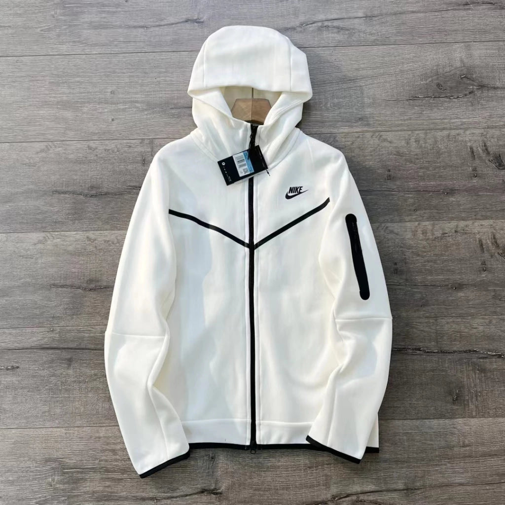 Nike tech fleece ⚫️⚪️ (IM) parte de cima.