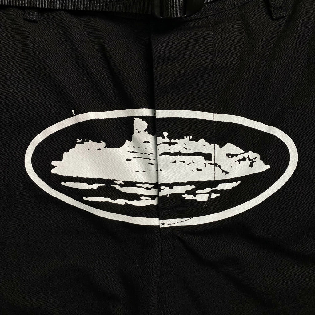 Short black corteiz cargo