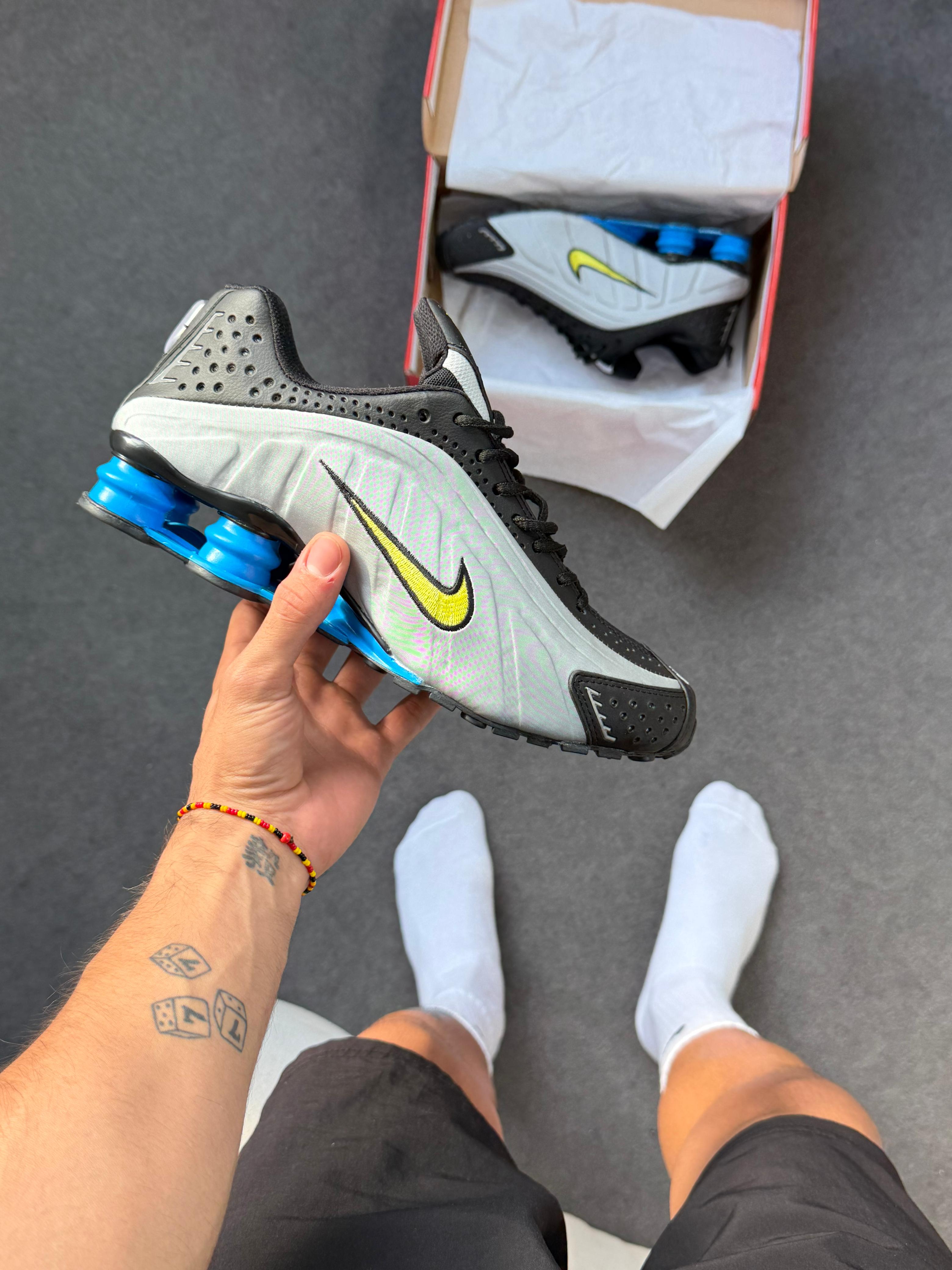Nike Shox R4 Brasil (BR)