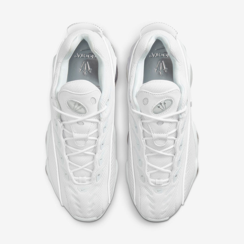 Nocta Glide ⚪️⚫️ (IM)