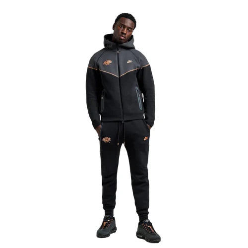 Nike tech fleece Syna Word (IM)