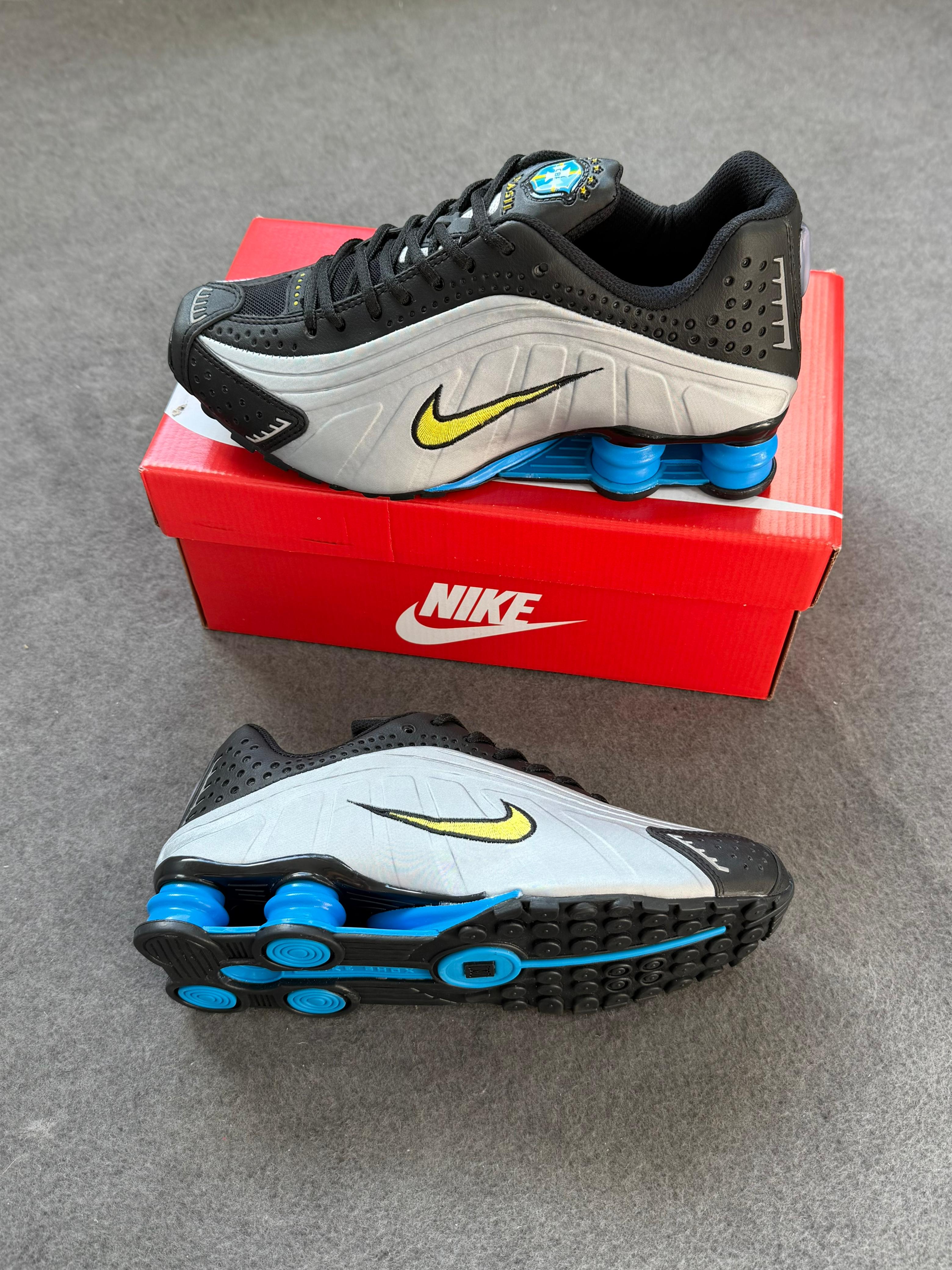 Nike Shox R4 Brasil (BR)